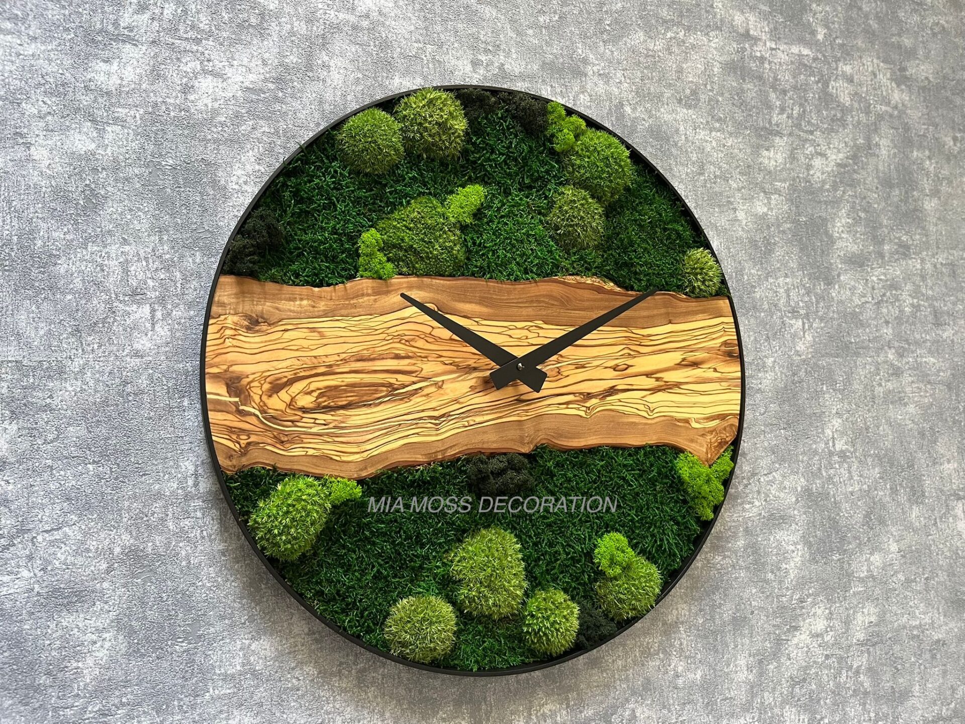 MECHOVÉ HODINY Ø 60CM  OLIVA