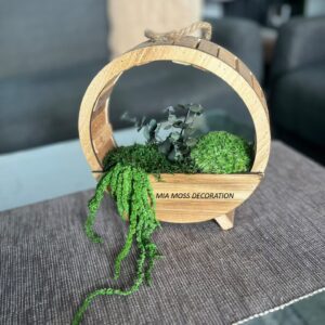 ORIGINÁLNÍ MECHOVÁ DEKORACE - DŘEVĚNÝ KVĚTINÁČ